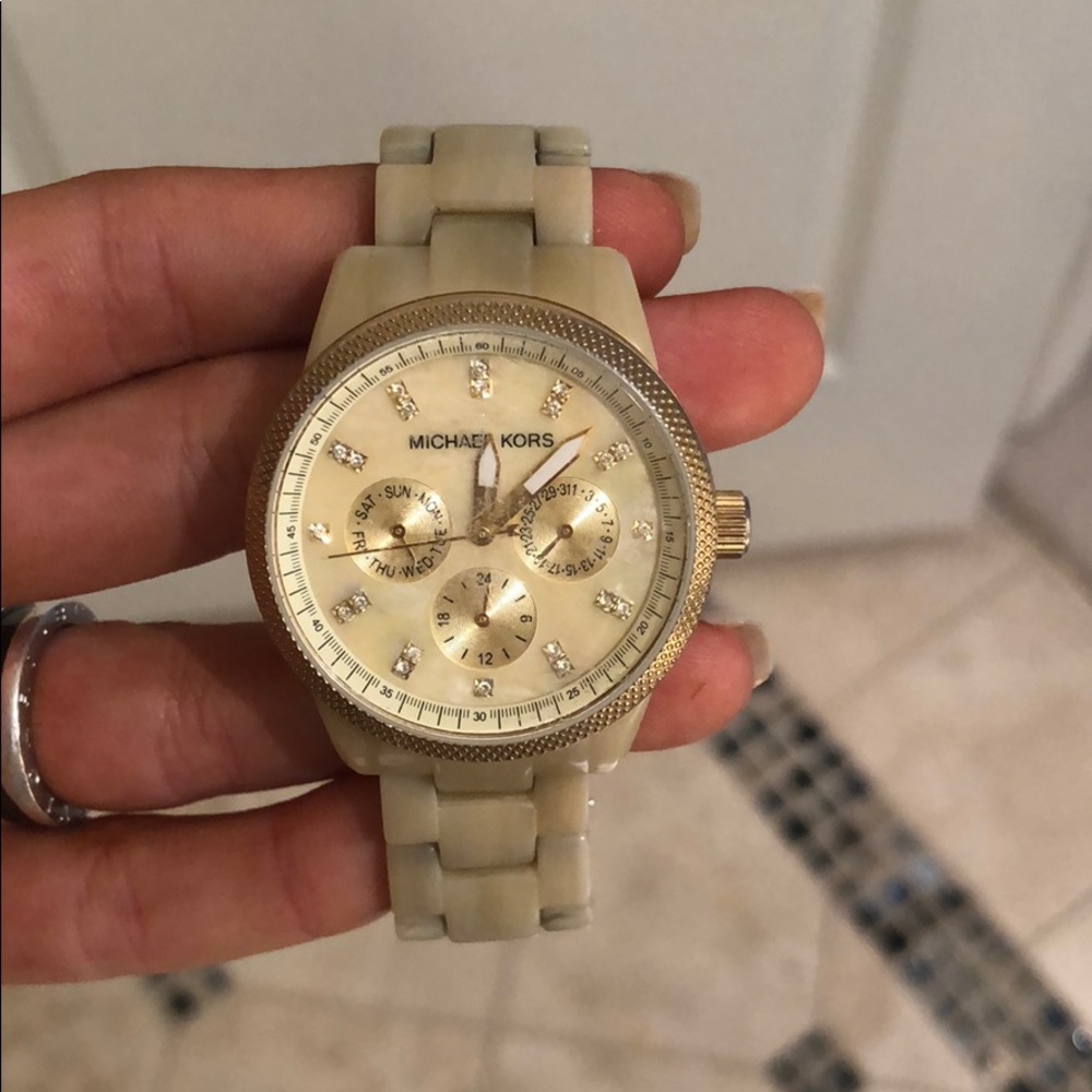 Michael kors watch